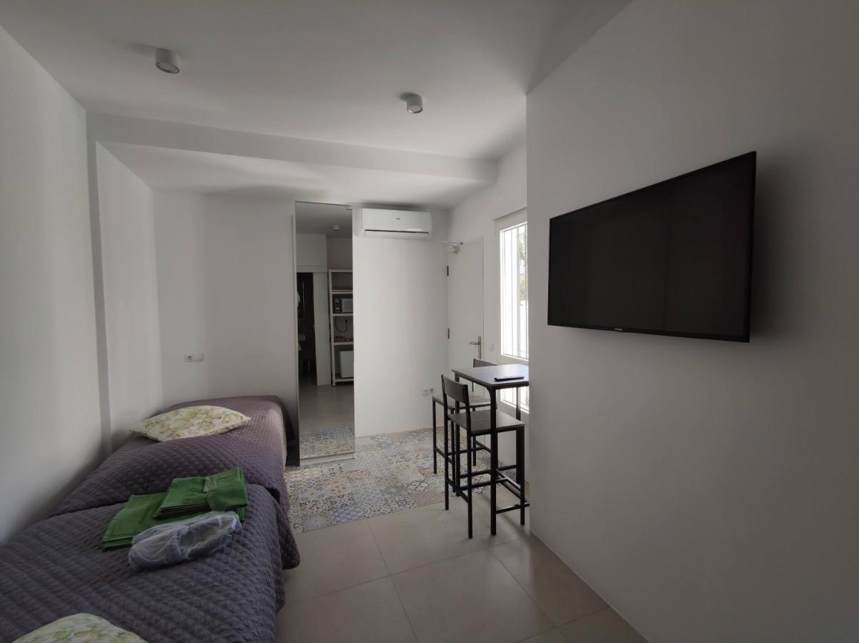 Room Near The Sea Marbella Buitenkant foto